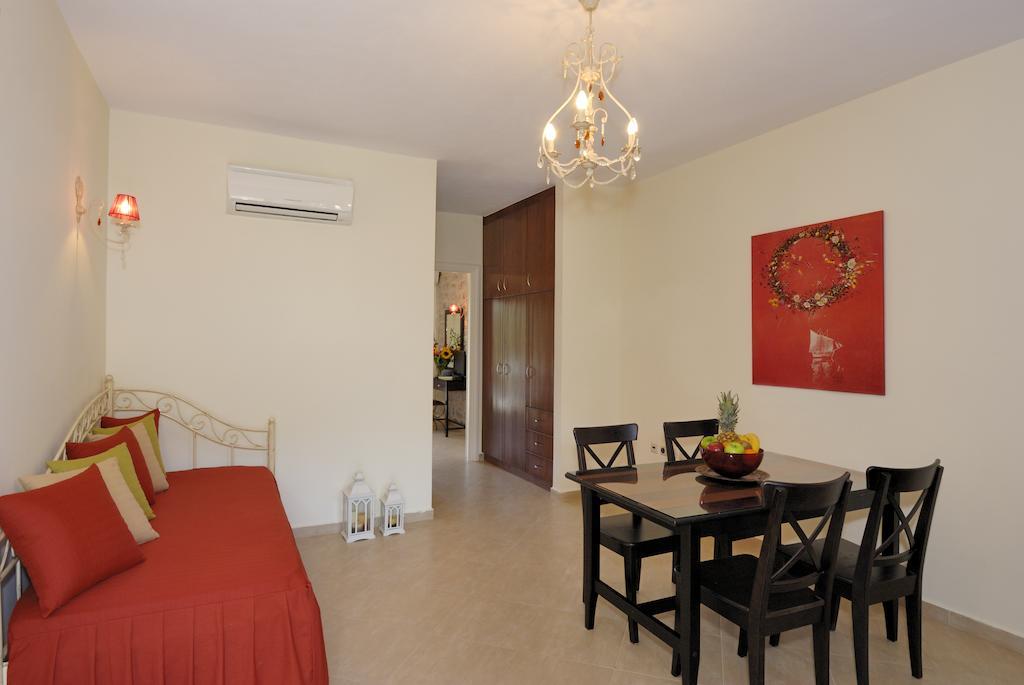 Byzantinon Hotel Leonídio Kültér fotó